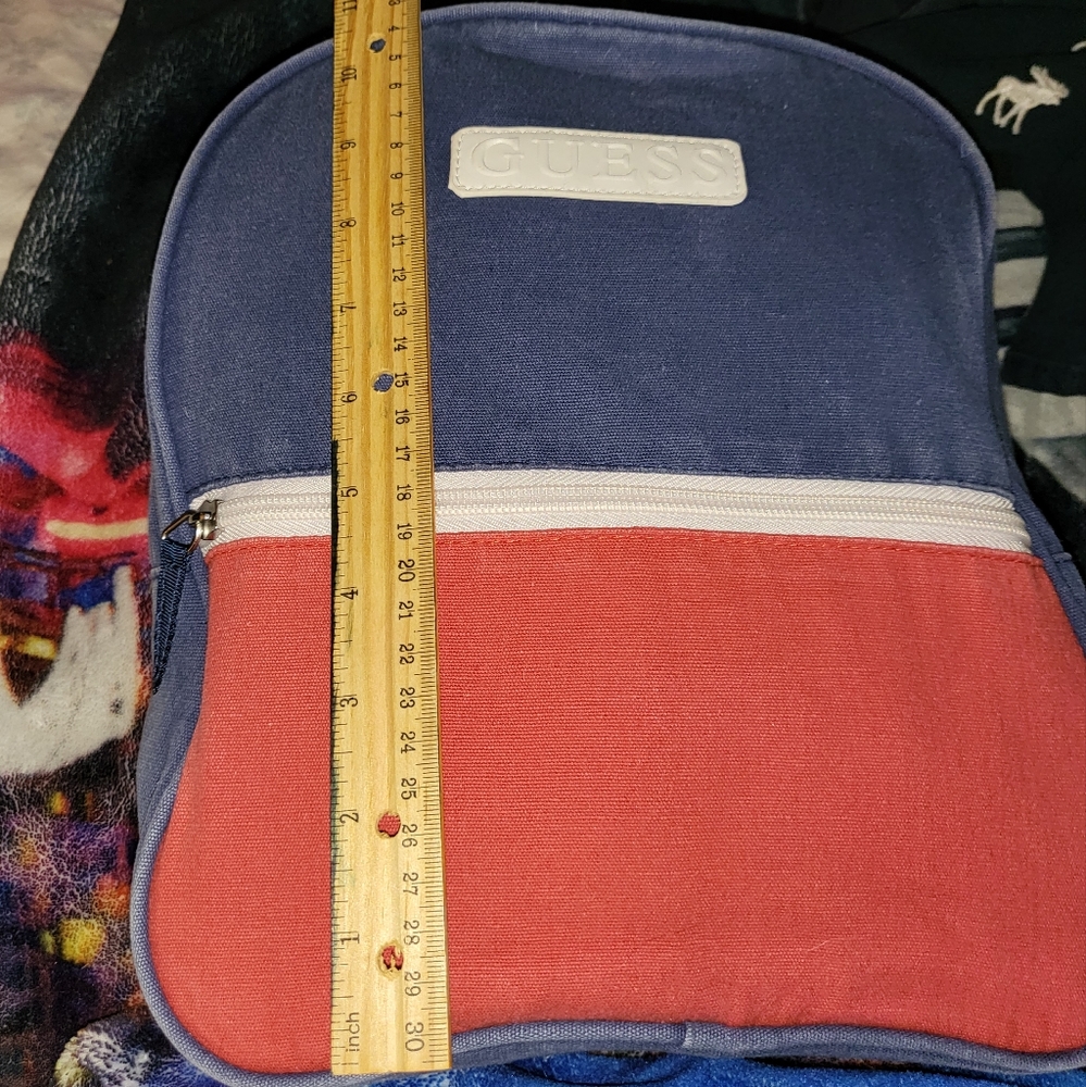 GUESS Backpack - Picture 4 of 9